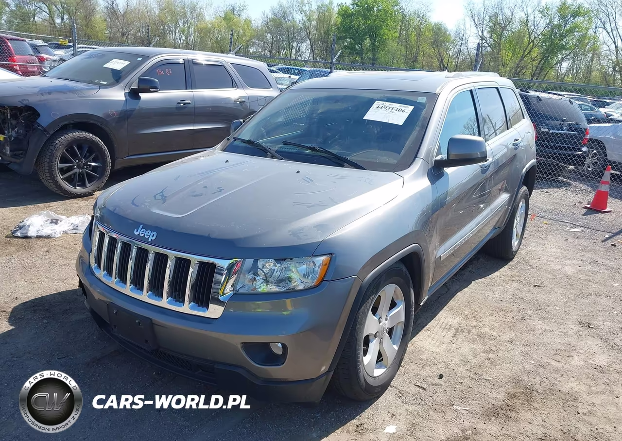 2011 Jeep Grand Cherokee Laredo VIN:1J4RR4GG5BC737276 - 2
