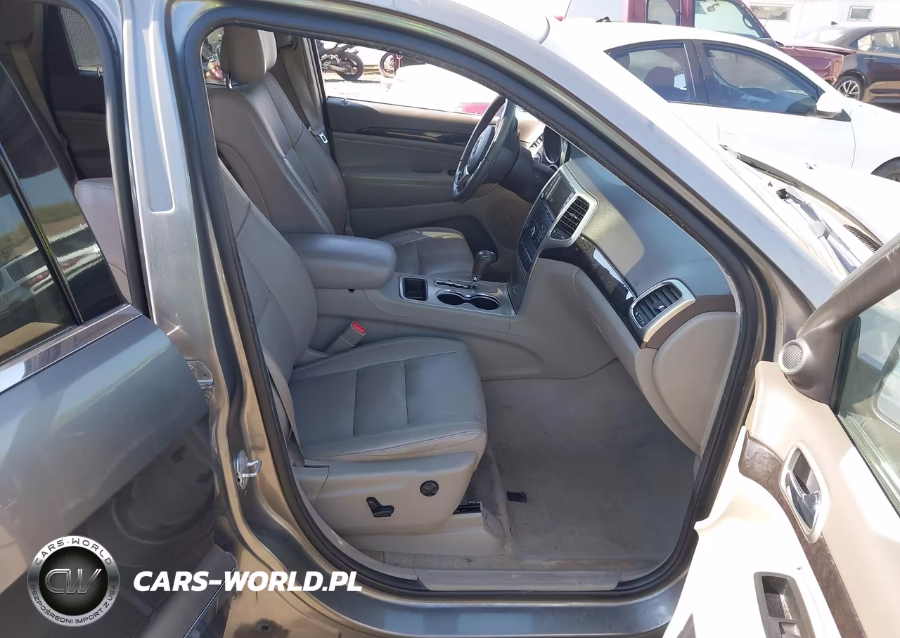 2011 Jeep Grand Cherokee Laredo VIN:1J4RR4GG5BC737276 - 5