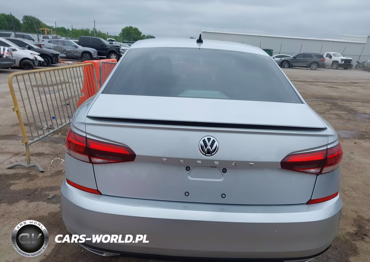 2020 Volkswagen Passat 2.0T R-Line VIN:1VWMA7A33LC015897 - 16
