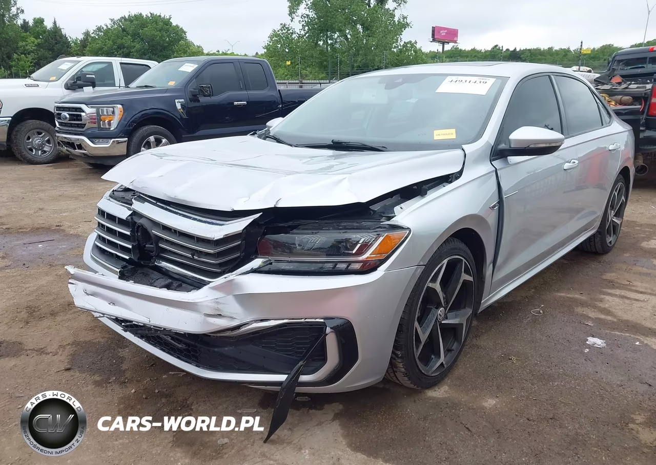 2020 Volkswagen Passat 2.0T R-Line VIN:1VWMA7A33LC015897 - 2