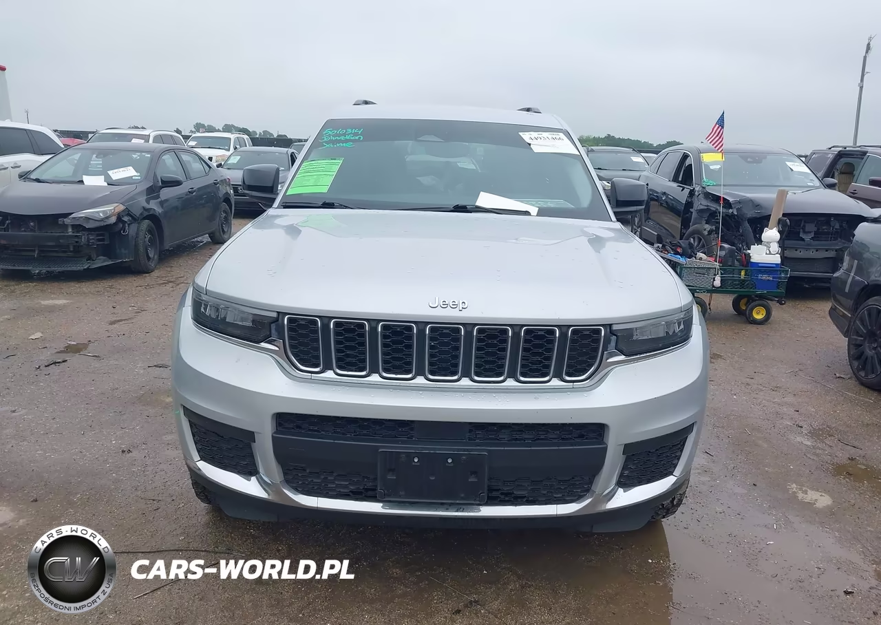 2023 Jeep Grand Cherokee L Laredo 4X4 VIN:1C4RJKAG5P8845563 - 12