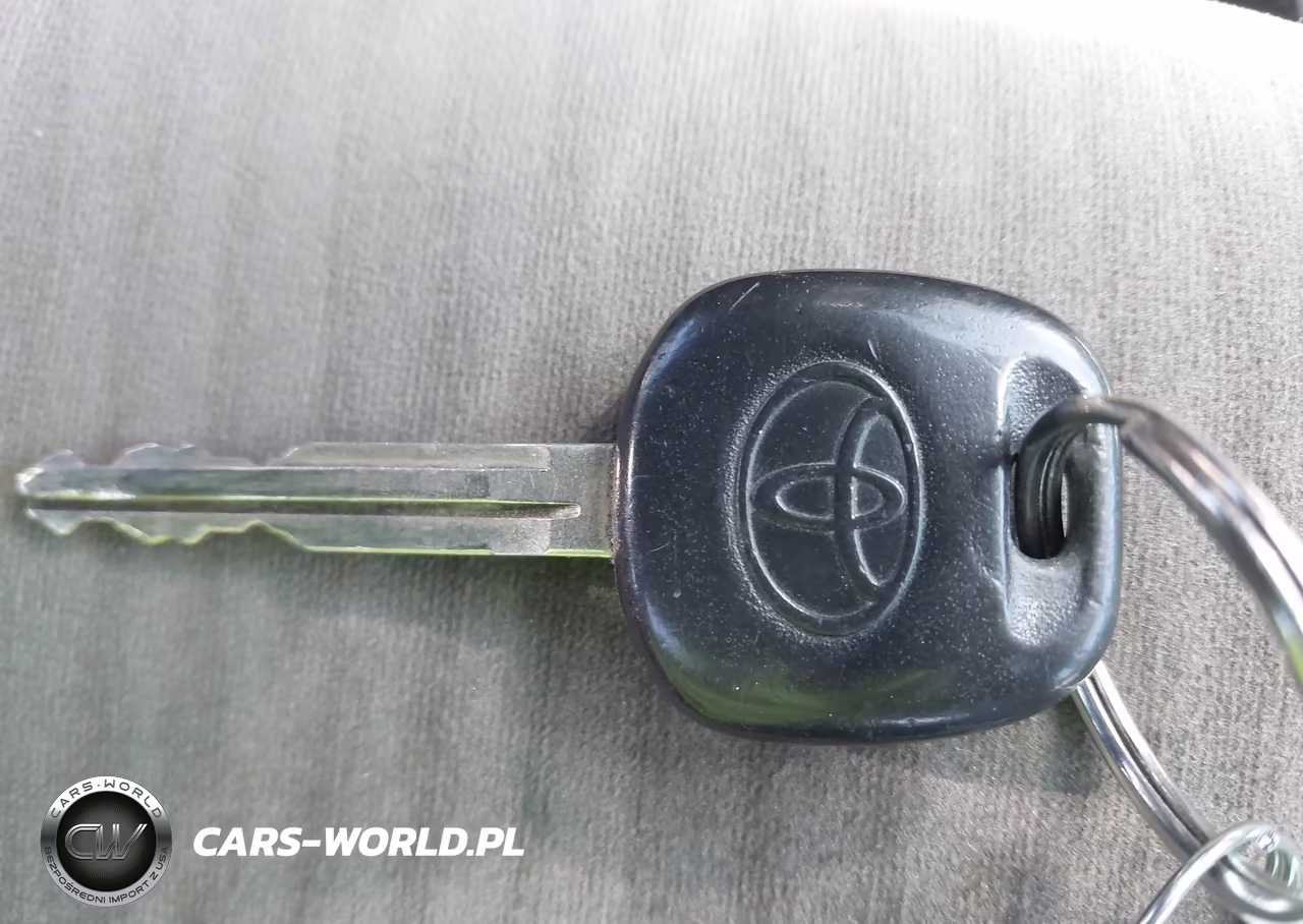 2010 Toyota Corolla Le VIN:2T1BU4EE7AC350080 - 11