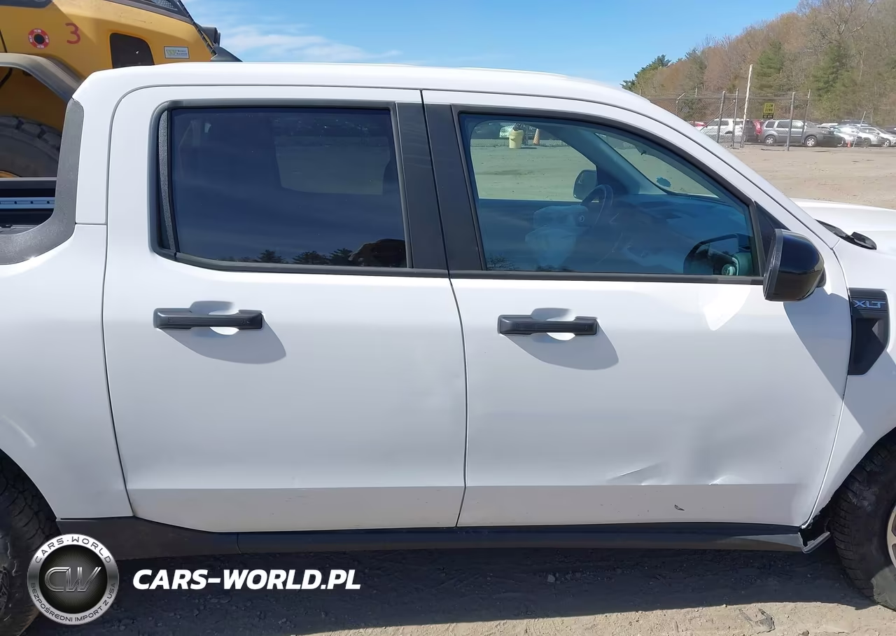 2024 Ford Maverick Xlt VIN:3FTTW8J98RRB81675 - 14
