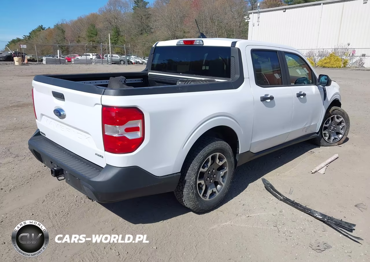 2024 Ford Maverick Xlt VIN:3FTTW8J98RRB81675 - 4