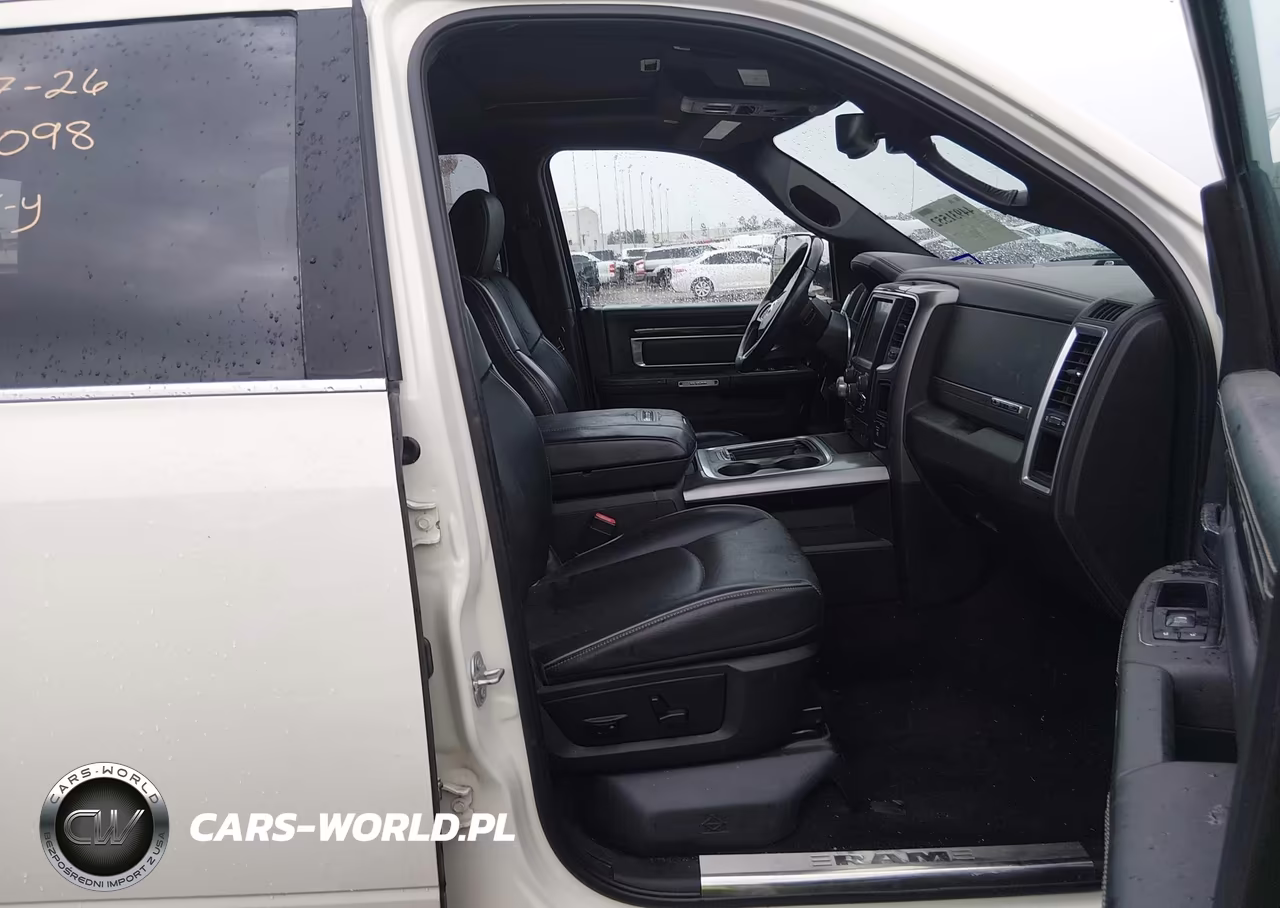 2017 Ram 1500 Limited 4X4 5'7 Box VIN:1C6RR7PT9HS636784 - 5