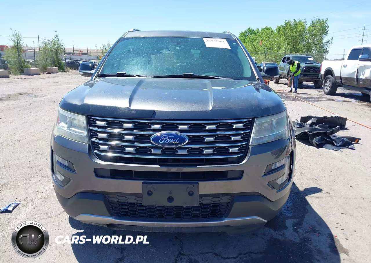 2017 Ford Explorer Xlt VIN:1FM5K7D82HGC21283 - 13