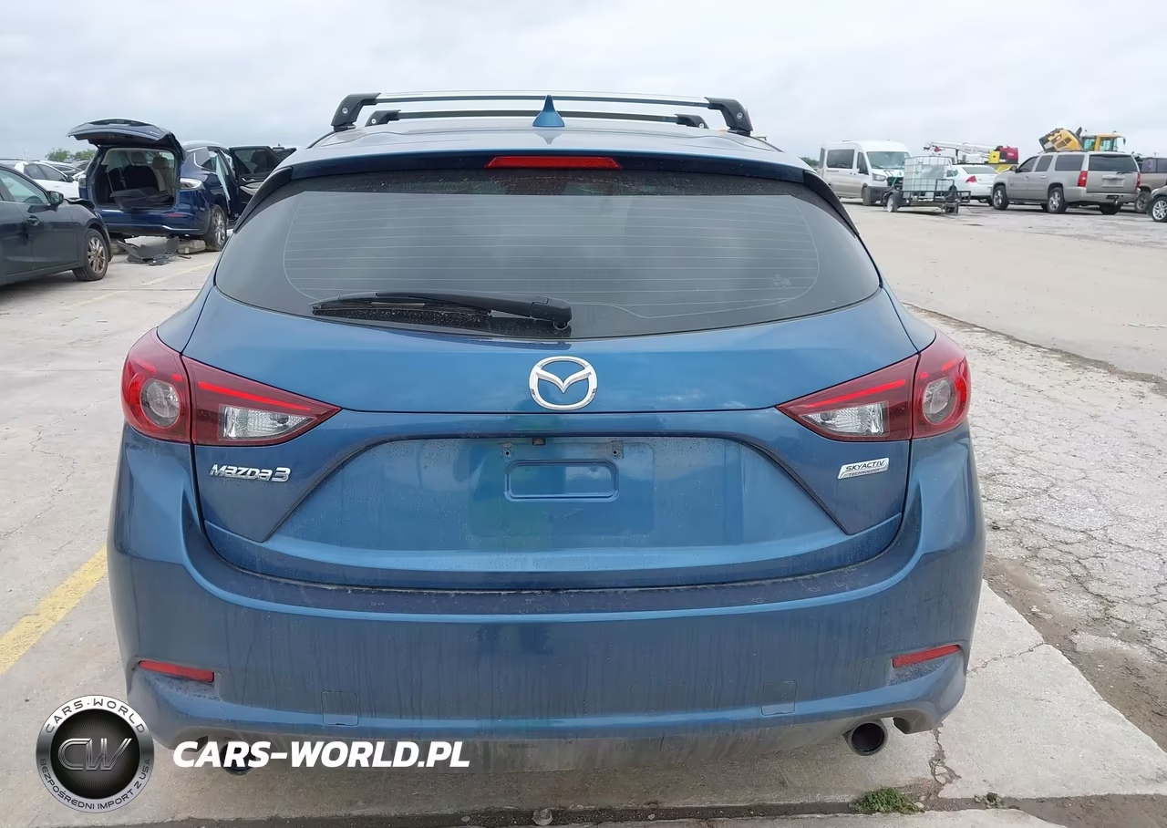 2018 Mazda Mazda3 Touring VIN:3MZBN1L36JM188153 - 16