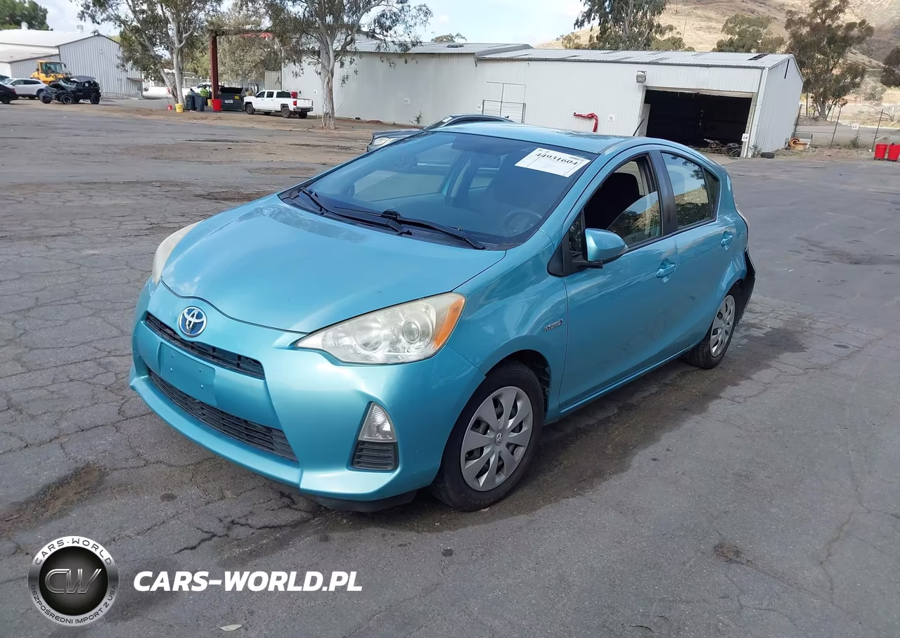 2012 Toyota Prius C Two VIN:JTDKDTB30C1026036 - 2