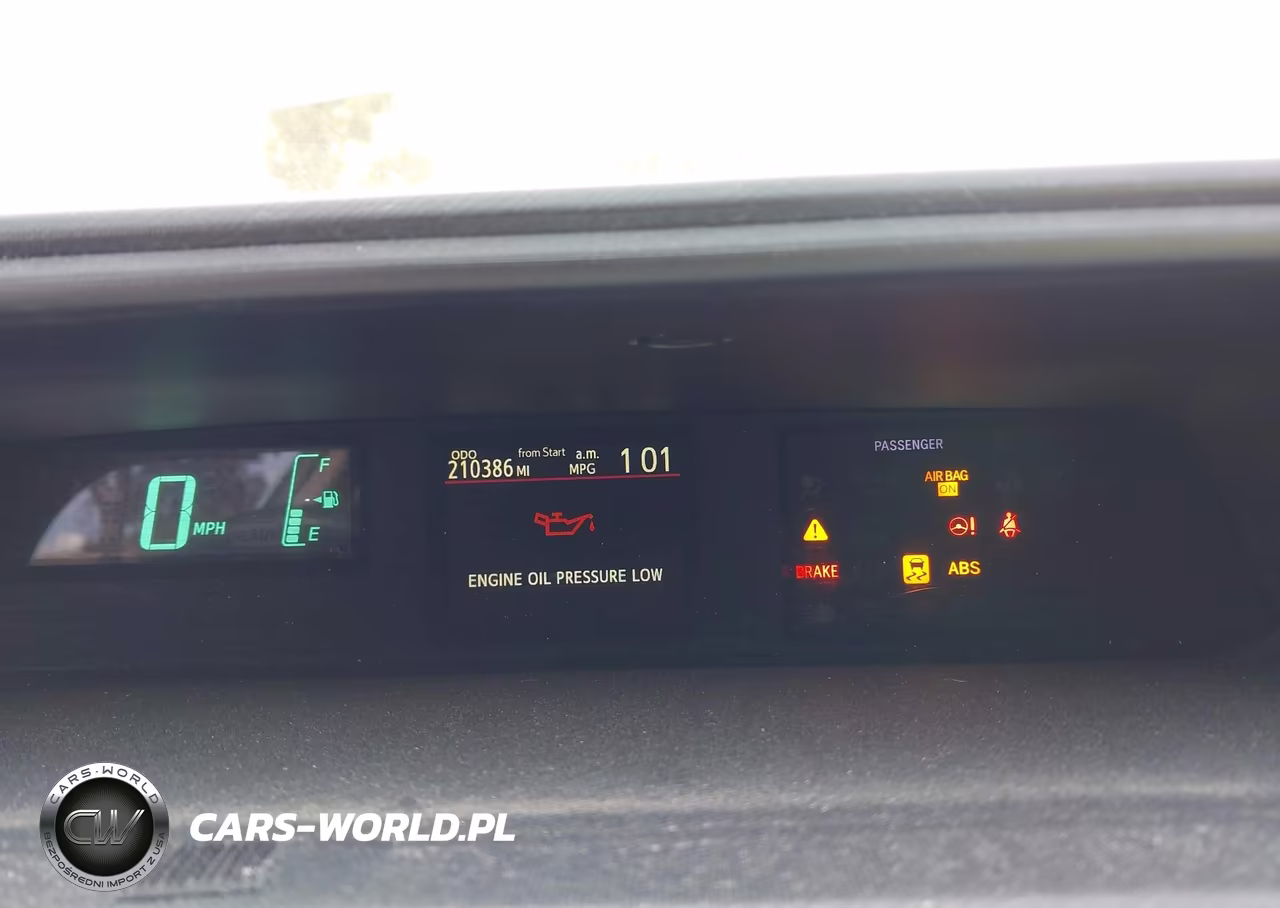 2012 Toyota Prius C Two VIN:JTDKDTB30C1026036 - 7