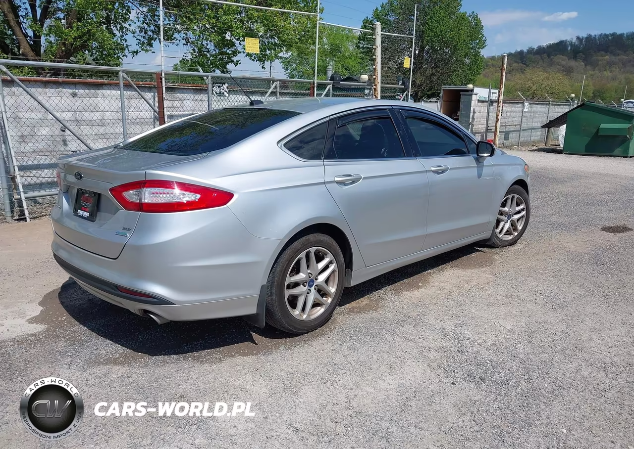 2013 Ford Fusion Se VIN:3FA6P0HR2DR189643 - 4