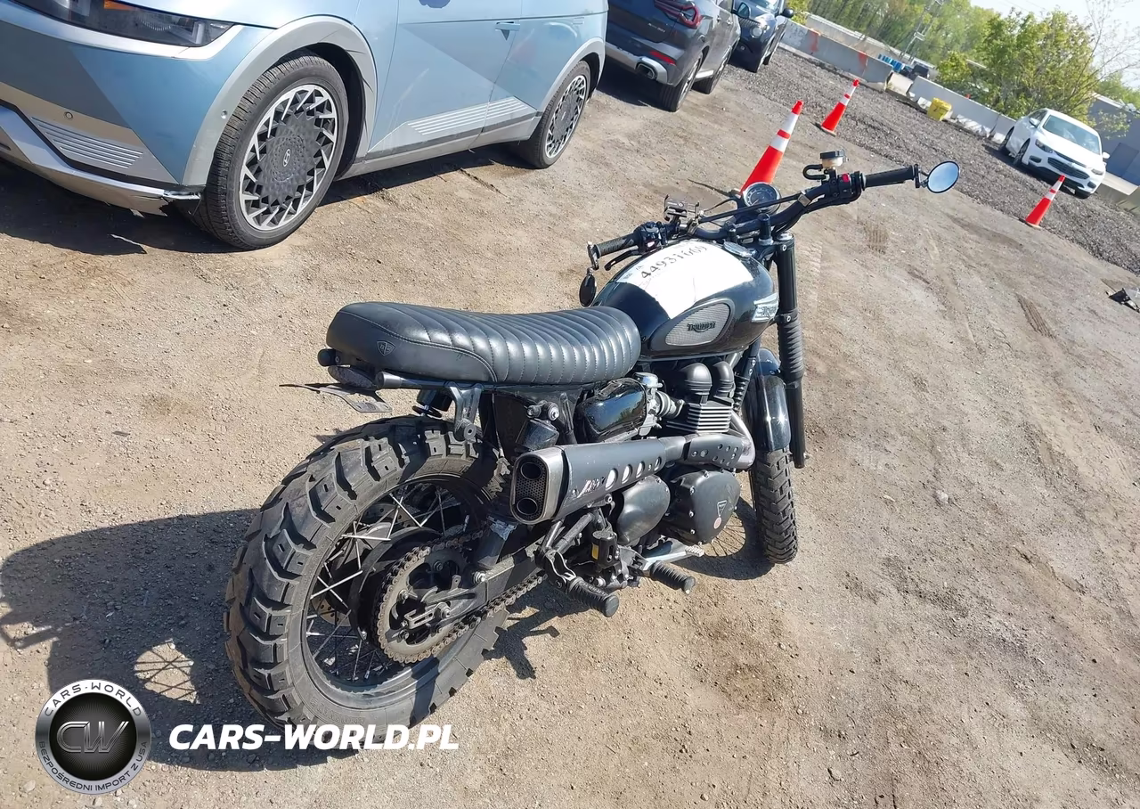 2014 Triumph Motorcycle Scrambler VIN:SMT925RNXET646327 - 4