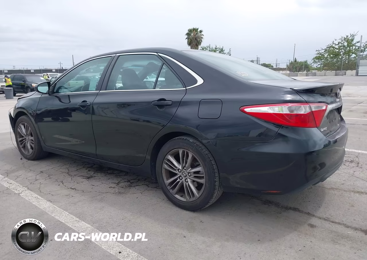 2016 Toyota Camry Se VIN:4T1BF1FK6GU516030 - 3