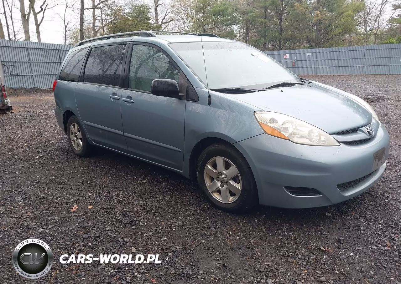 2008 Toyota Sienna Le