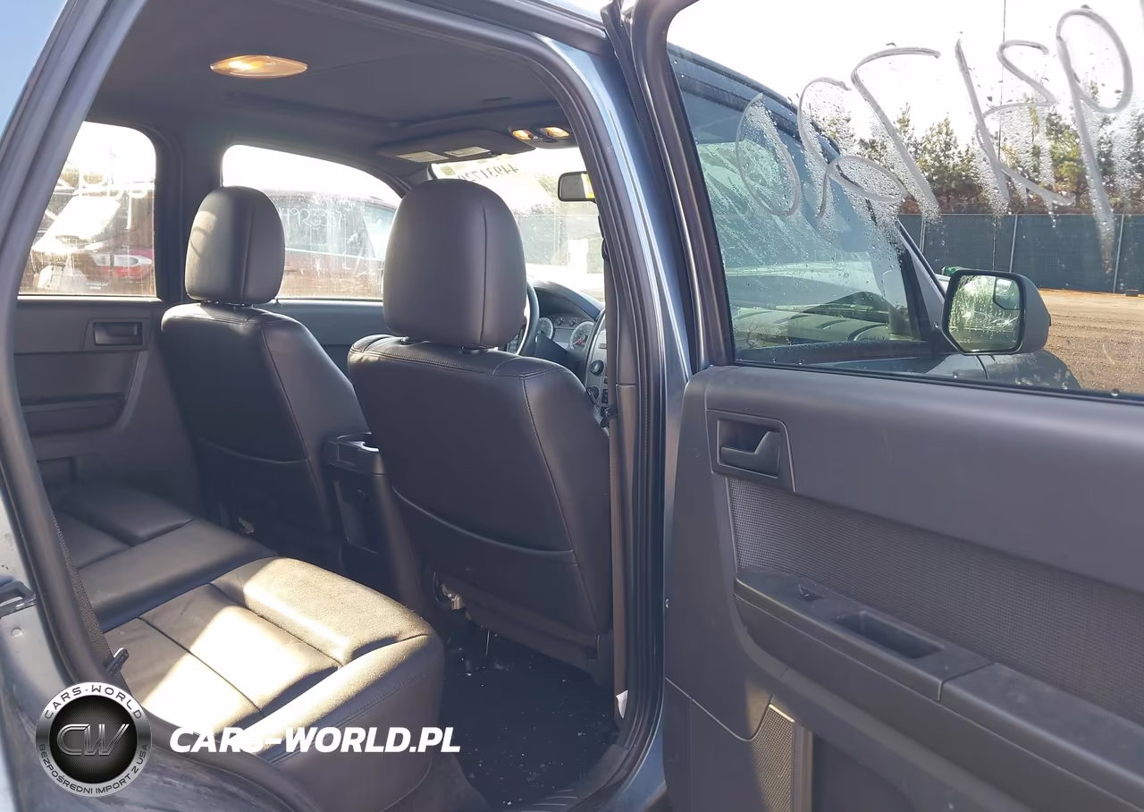 2010 Ford Escape Xlt VIN:1FMCU0DG4AKA52757 - 8
