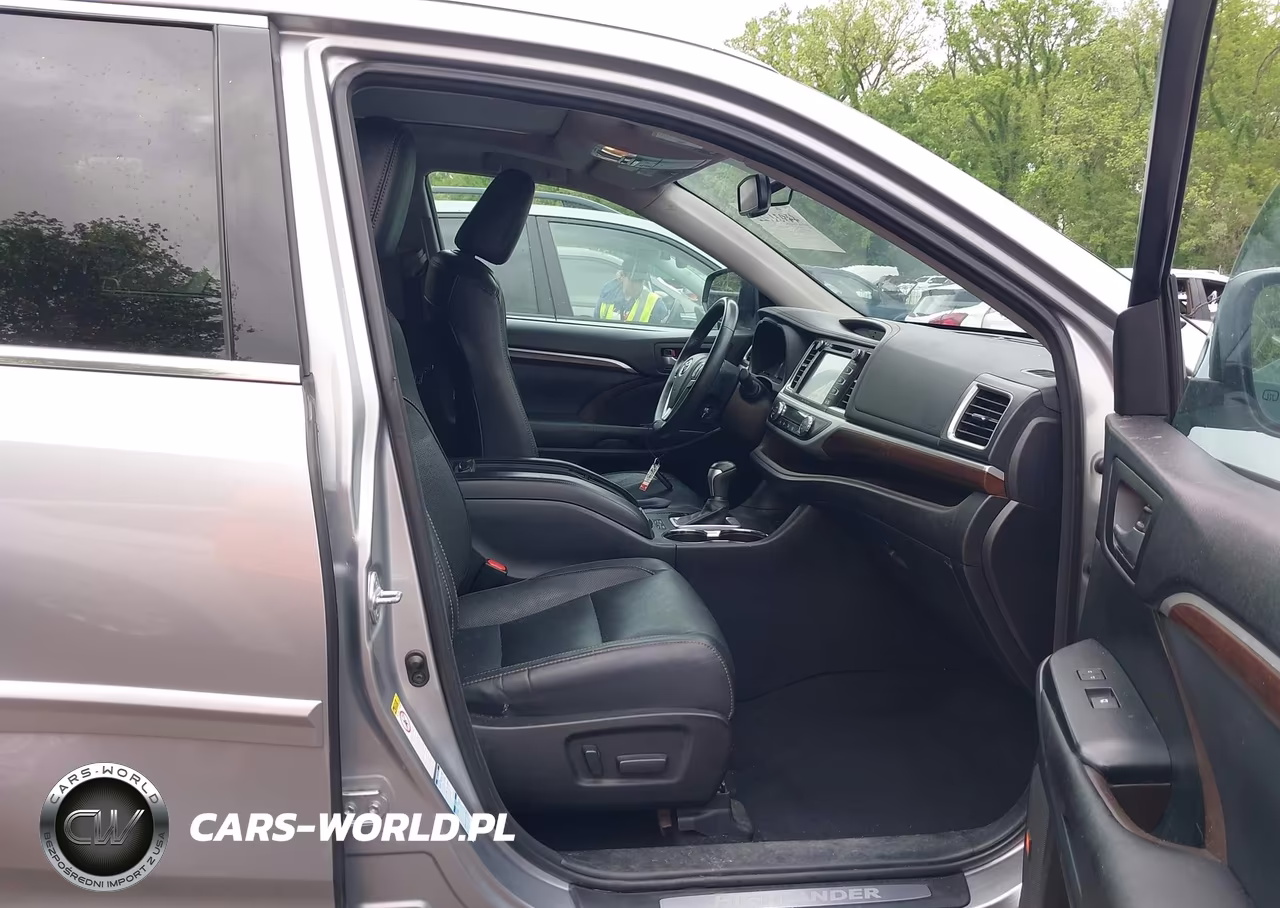 2016 Toyota Highlander Limited Platinum V6 VIN:5TDDKRFH0GS349129 - 5