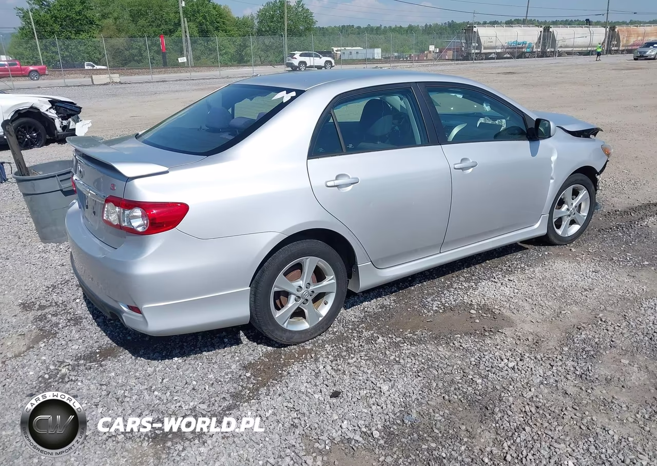 2011 Toyota Corolla S VIN:2T1BU4EE8BC708191 - 4