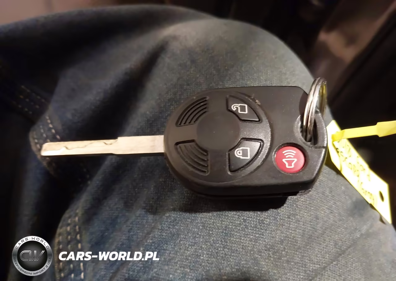 2018 Ford Escape Se VIN:1FMCU9GD5JUA42331 - 11