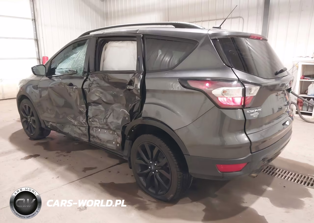 2018 Ford Escape Se VIN:1FMCU9GD5JUA42331 - 3