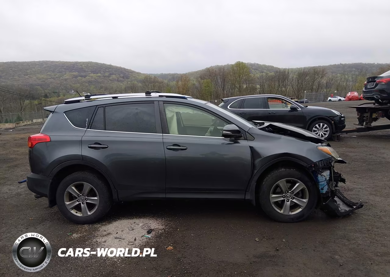 2015 Toyota Rav4 Xle VIN:JTMRFREV5FD174596 - 13