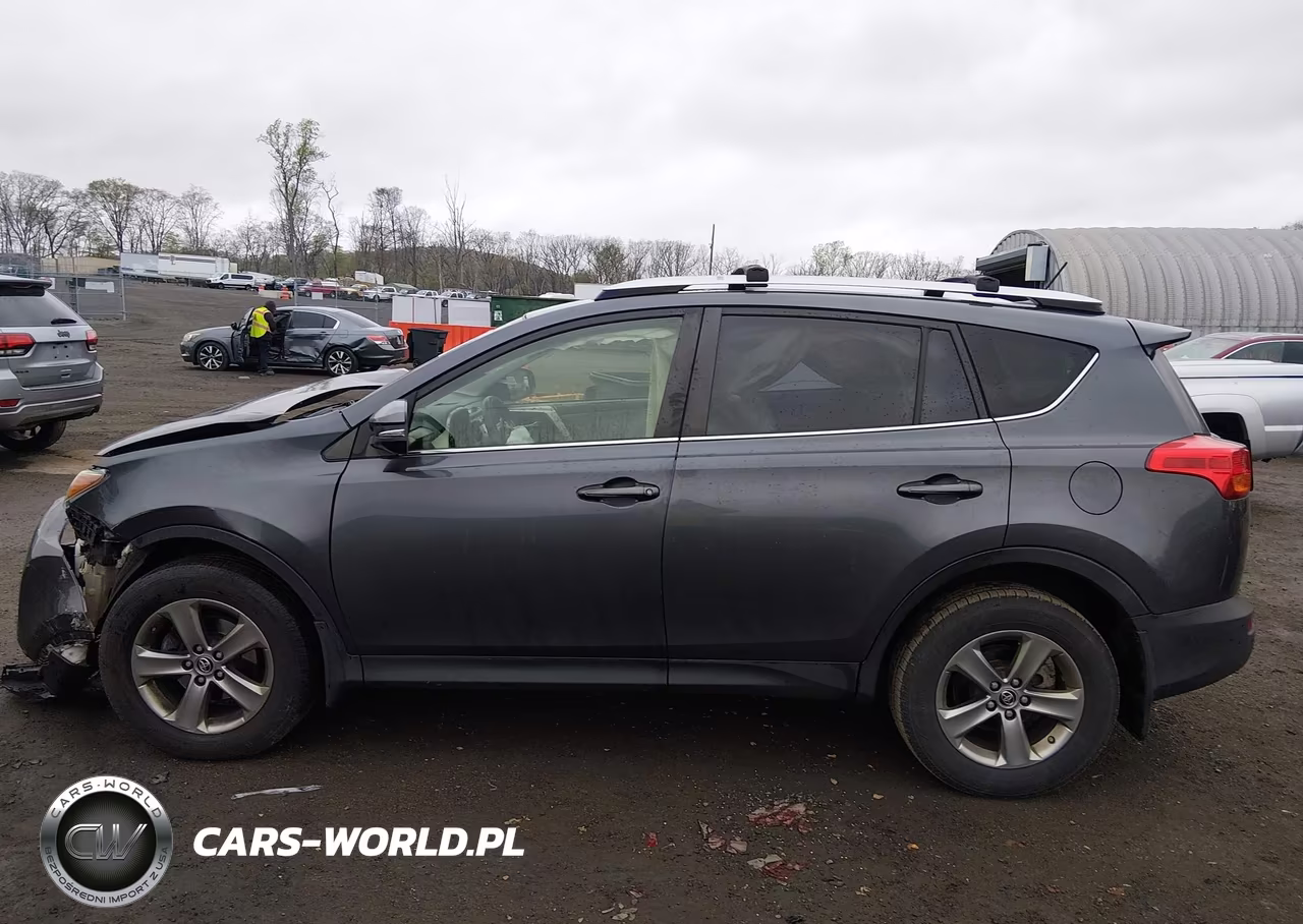 2015 Toyota Rav4 Xle VIN:JTMRFREV5FD174596 - 14