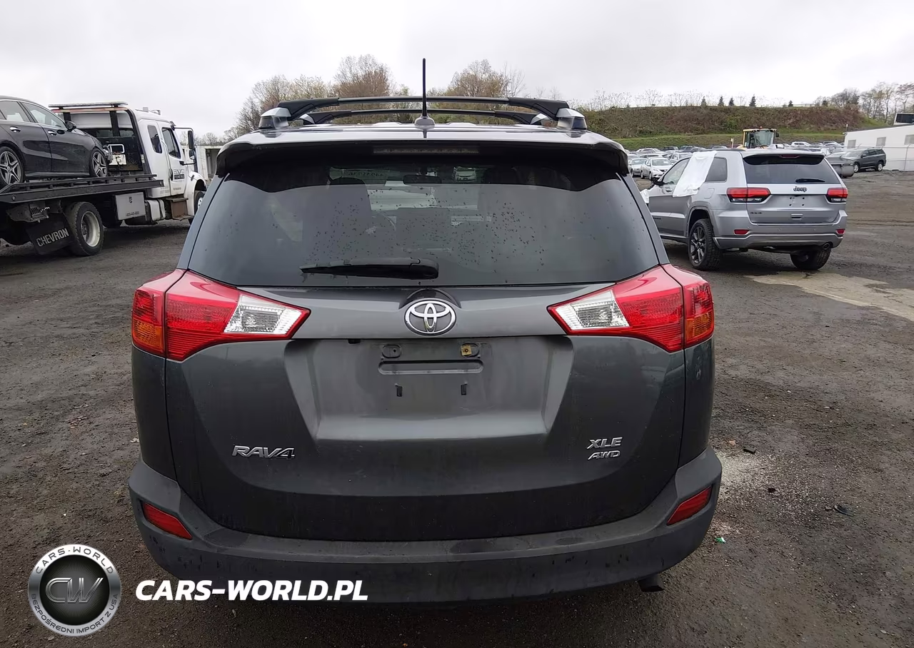2015 Toyota Rav4 Xle VIN:JTMRFREV5FD174596 - 16