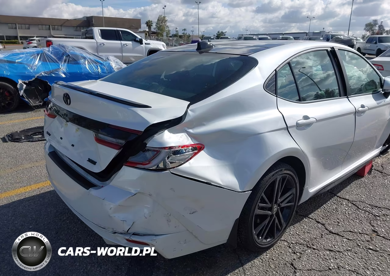 2025 Toyota Camry Xse VIN:4T1DAACK9SU591129 - 18