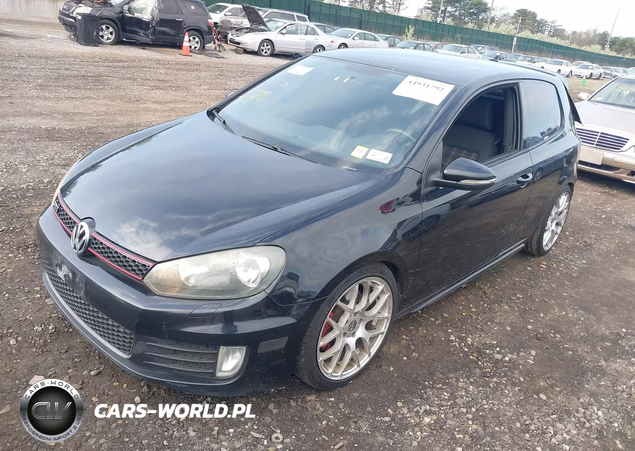 2013 Volkswagen Gti 2-Door VIN:WVWFD7AJ7DW116524 - 2