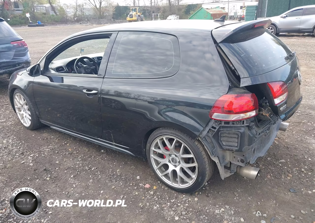 2013 Volkswagen Gti 2-Door VIN:WVWFD7AJ7DW116524 - 3