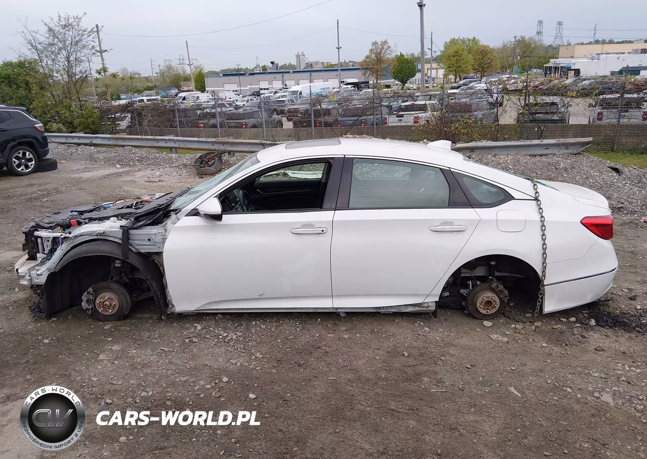 2021 Honda Accord Hybrid Touring VIN:1HGCV3F96MA018641 - 13