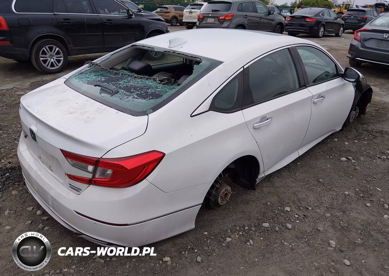 2021 Honda Accord Hybrid Touring VIN:1HGCV3F96MA018641 - 4