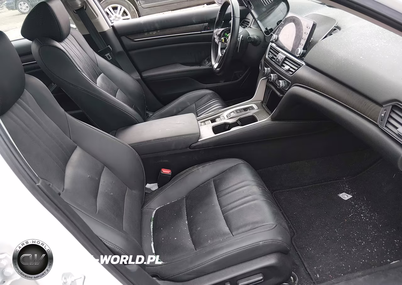 2021 Honda Accord Hybrid Touring VIN:1HGCV3F96MA018641 - 5