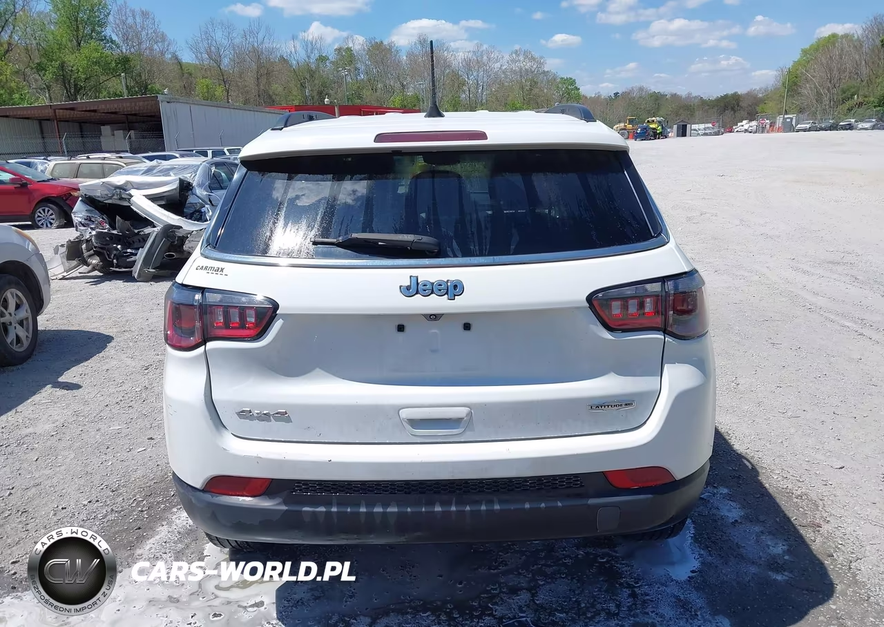 2022 Jeep Compass Latitude Lux 4X4 VIN:3C4NJDFB8NT178719 - 16