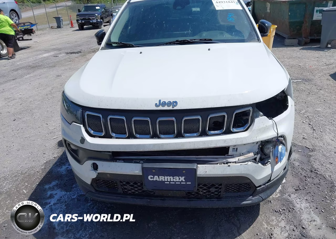 2022 Jeep Compass Latitude Lux 4X4 VIN:3C4NJDFB8NT178719 - 6