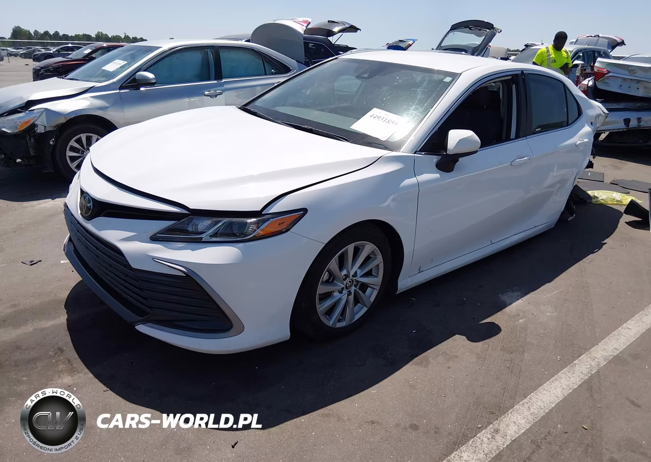 2023 Toyota Camry Le VIN:4T1C11AK7PU165350 - 2