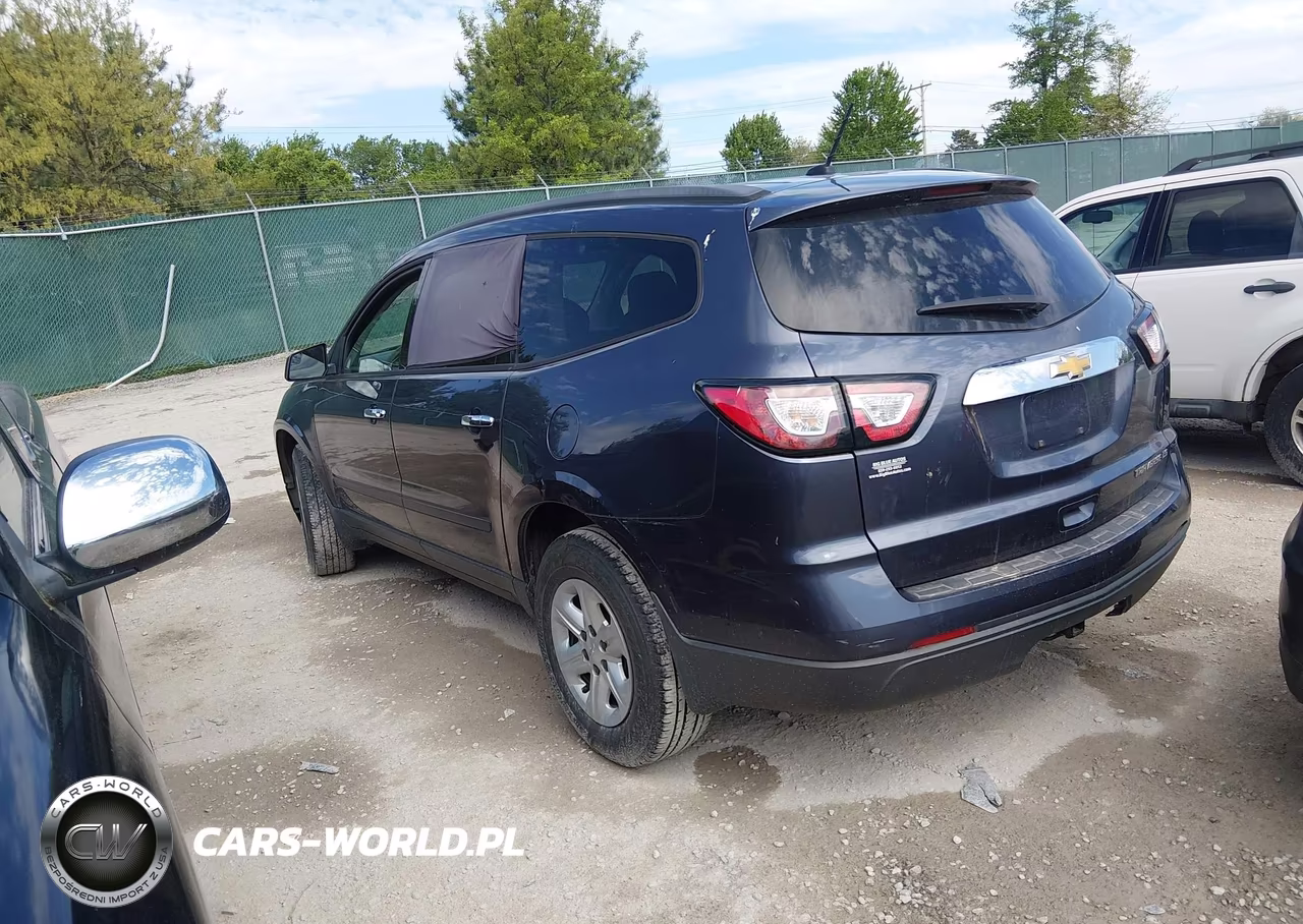 2013 Chevrolet Traverse Ls VIN:1GNKRFKD9DJ157695 - 3