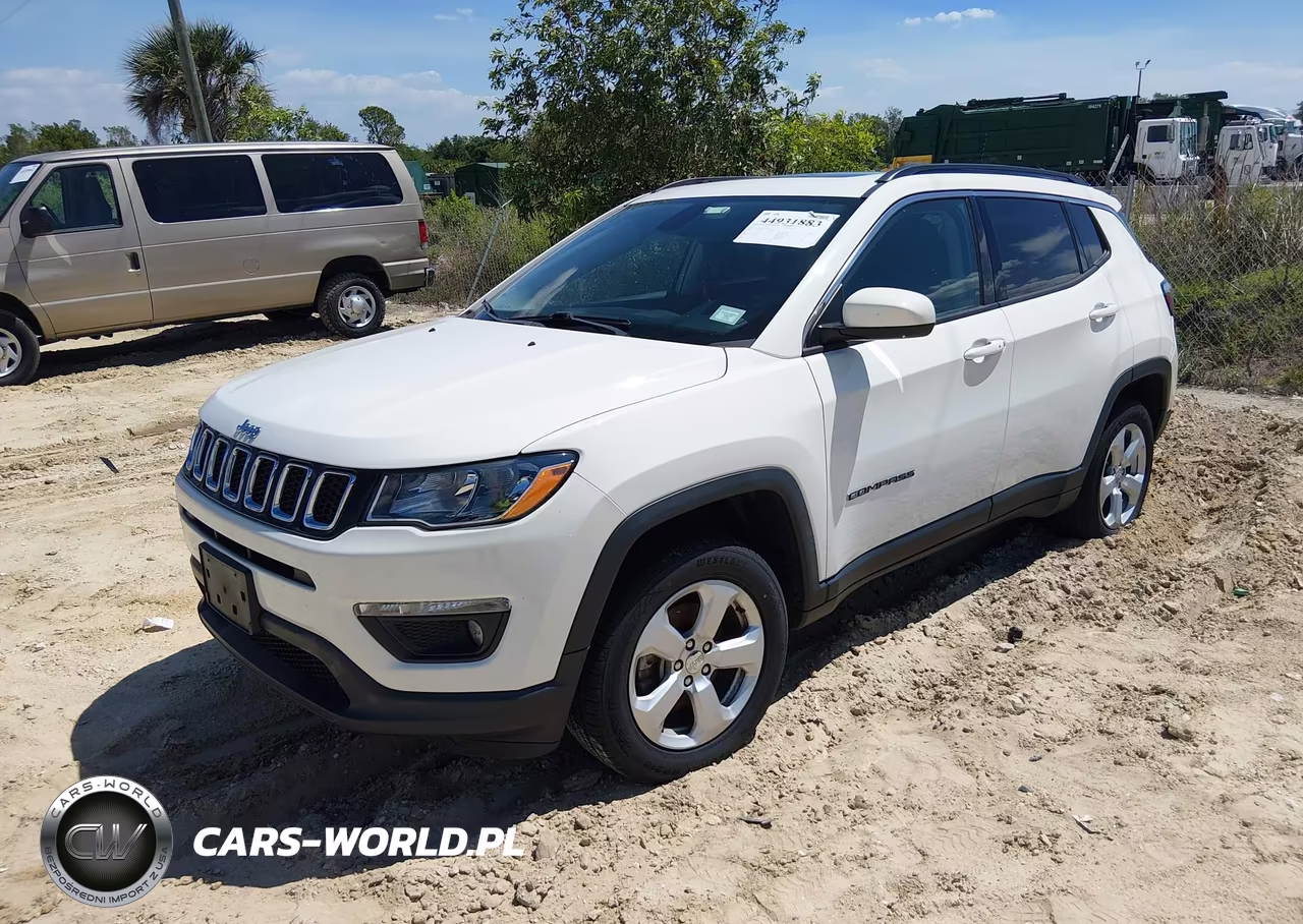 2021 Jeep Compass Latitude 4X4 VIN:3C4NJDBB0MT547917 - 2