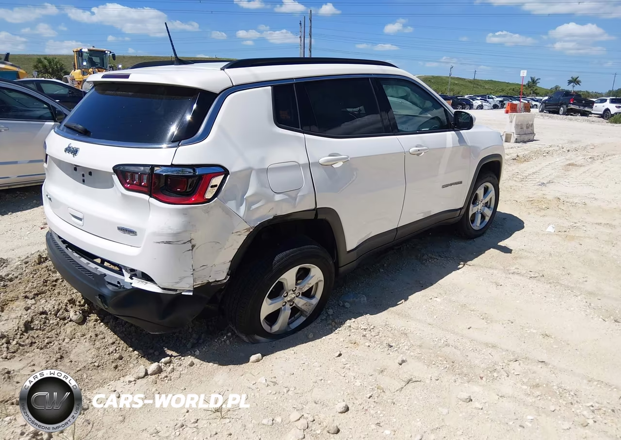 2021 Jeep Compass Latitude 4X4 VIN:3C4NJDBB0MT547917 - 4