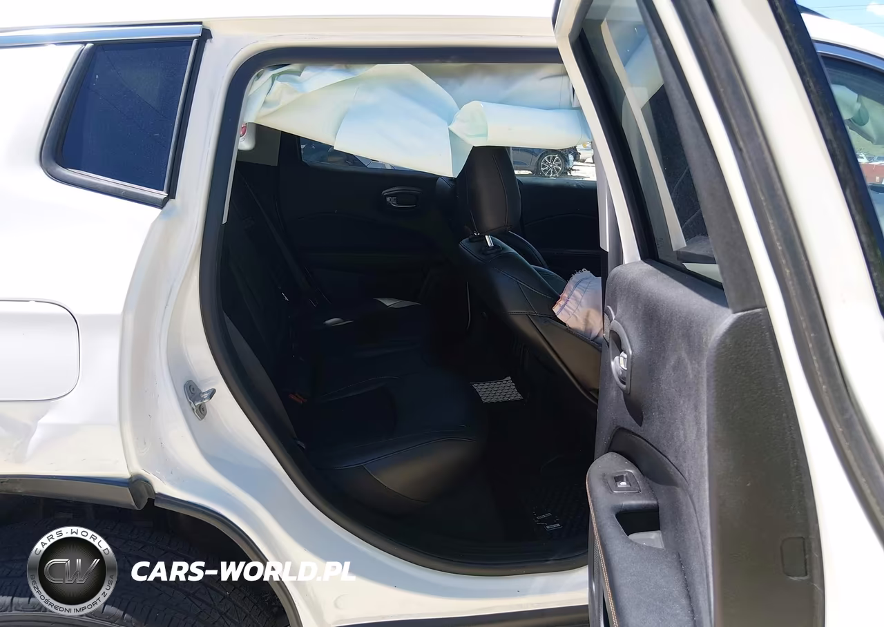 2021 Jeep Compass Latitude 4X4 VIN:3C4NJDBB0MT547917 - 8