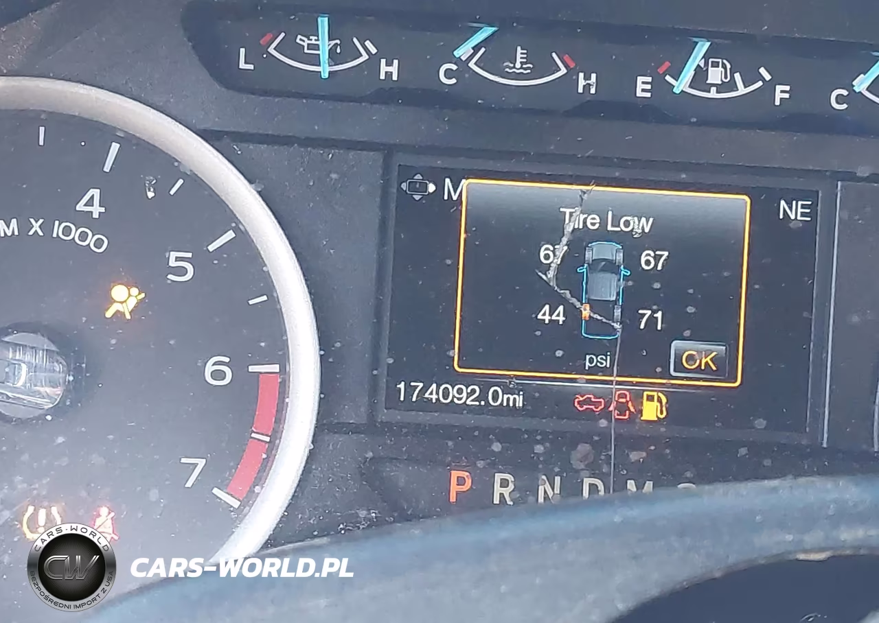 2019 Ford F-250 Xlt VIN:1FT7W2B65KEG05549 - 15
