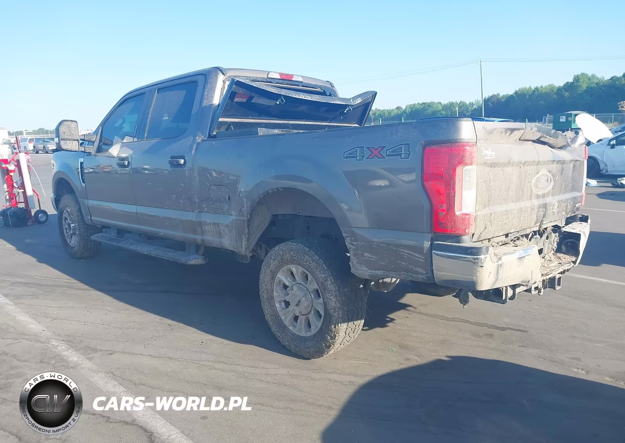 2019 Ford F-250 Xlt VIN:1FT7W2B65KEG05549 - 3