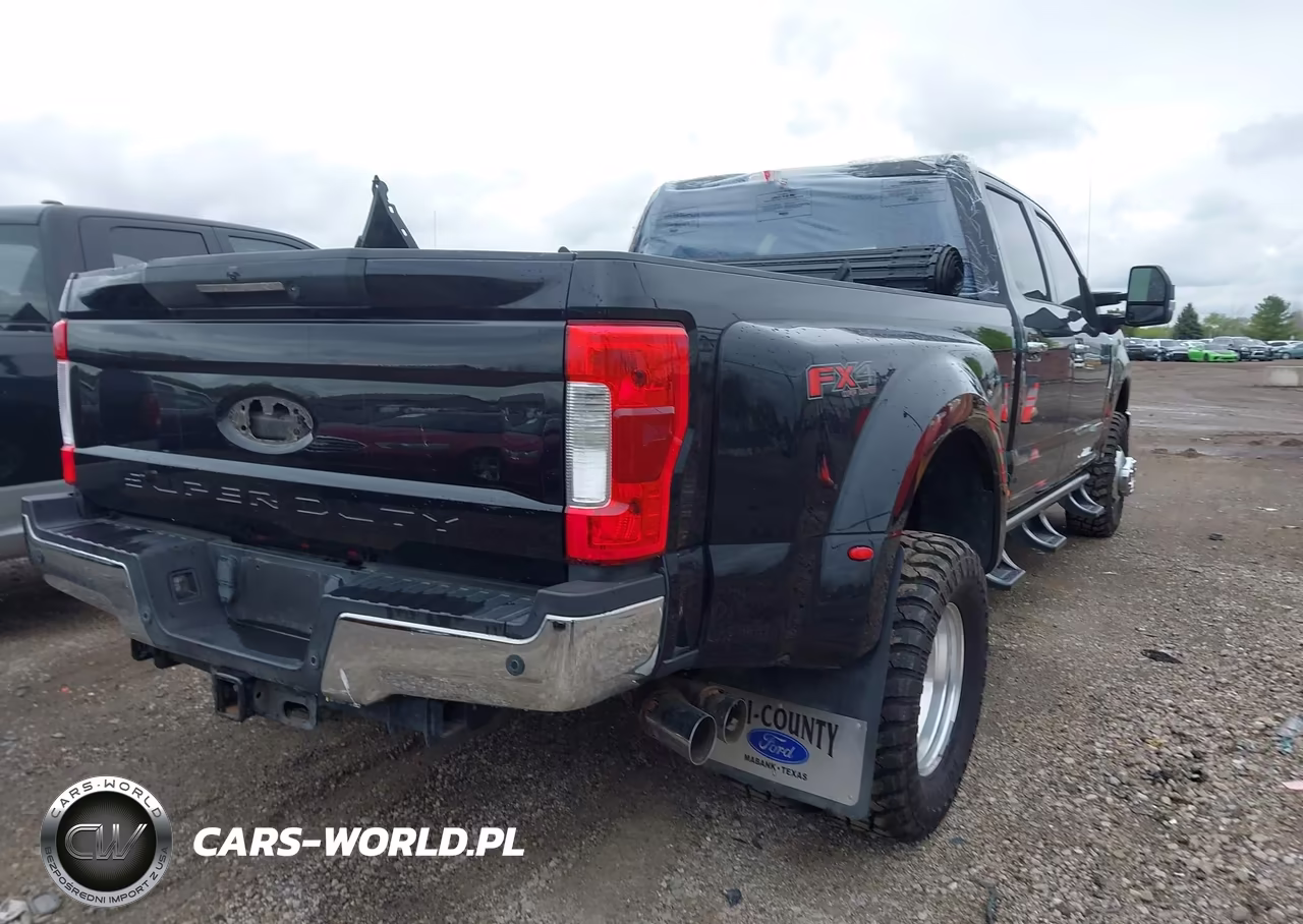 2019 Ford F-350 Lariat VIN:1FT8W3DT6KEF01486 - 4