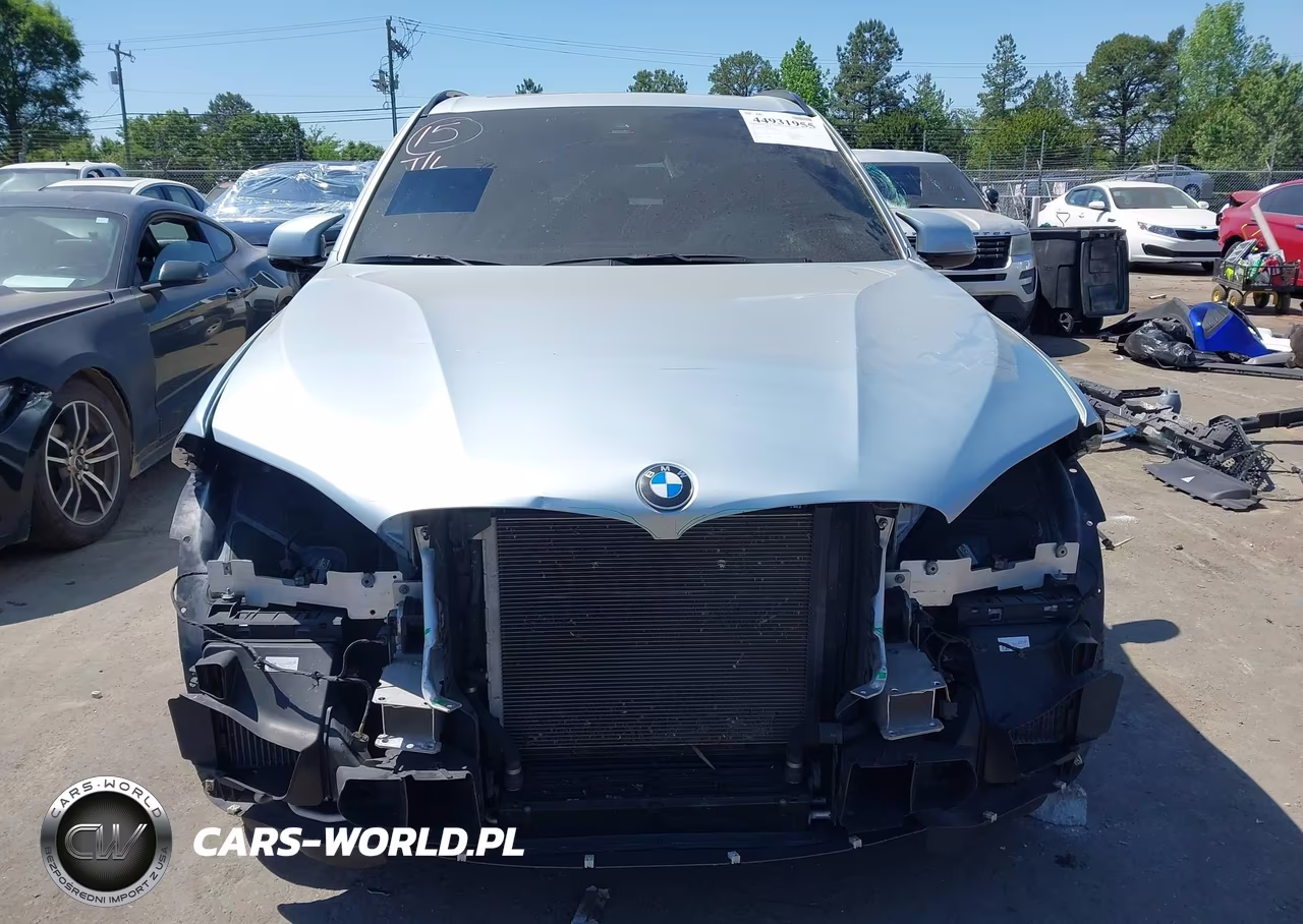 2015 BMW X5 M VIN:5YMKT6C55F0C89020 - 13