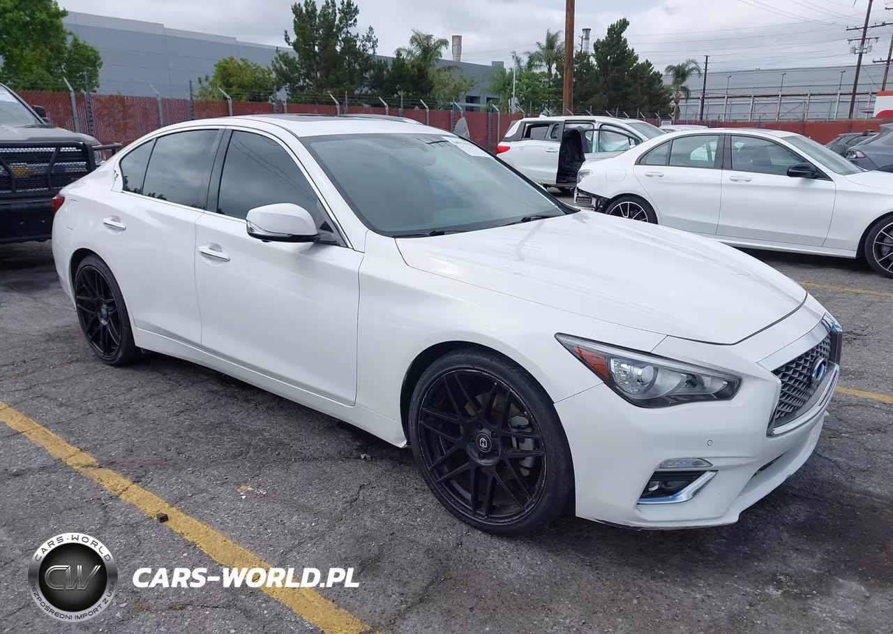 2021 Infiniti Q50 Luxe – zdjęcie 1 z 18