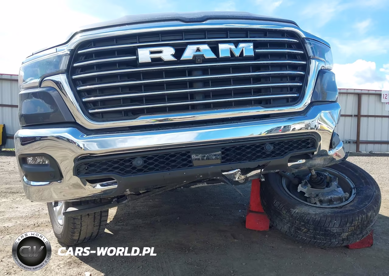 2026 Ram 1500 Laramie 4X4 5'7 Box VIN:1C6SRFJP0TN176607 - 18