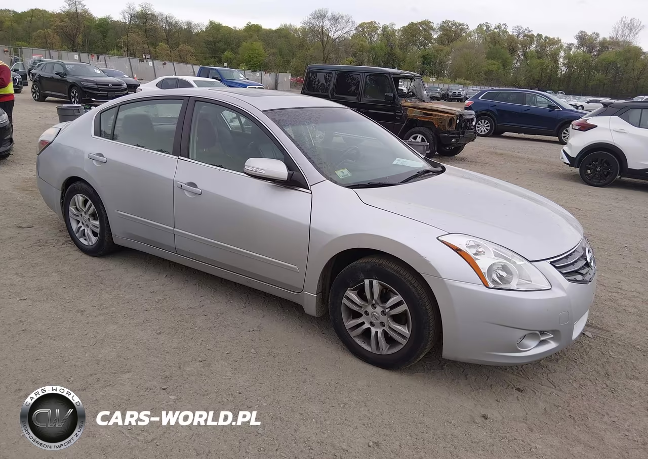 2011 NISSAN ALTIMA BASE