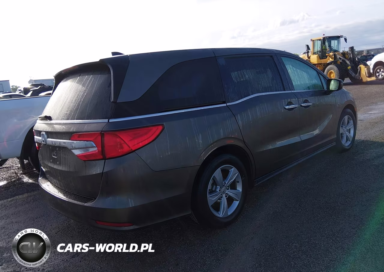 2018 Honda Odyssey Ex-L VIN:5FNRL6H78JB005694 - 4
