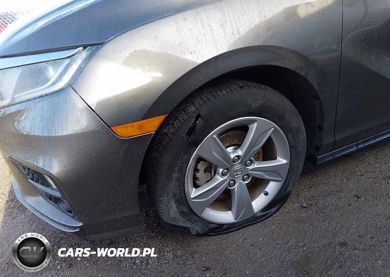 2018 Honda Odyssey Ex-L VIN:5FNRL6H78JB005694 - 6