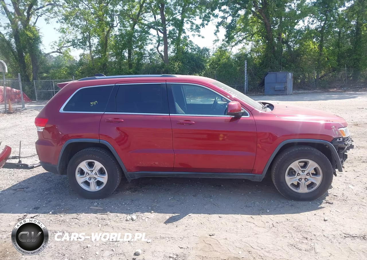 2014 Jeep Grand Cherokee Laredo VIN:1C4RJEAG3EC157850 - 14