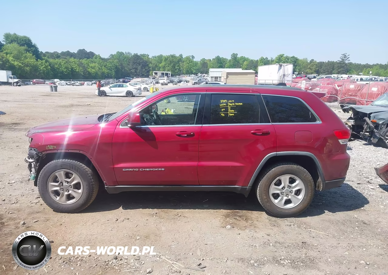 2014 Jeep Grand Cherokee Laredo VIN:1C4RJEAG3EC157850 - 15
