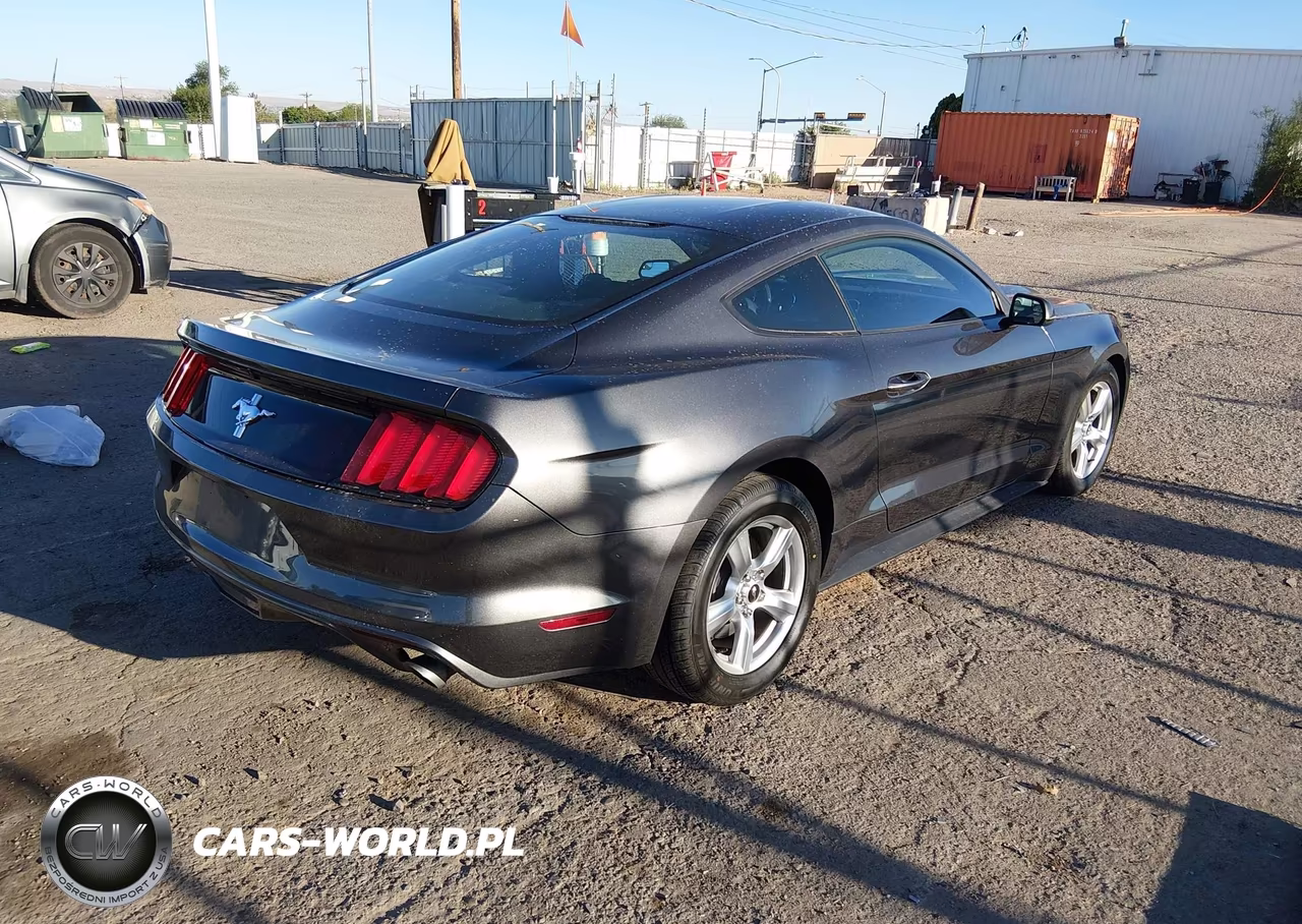 2015 Ford Mustang V6 VIN:1FA6P8AM8F5345056 - 4